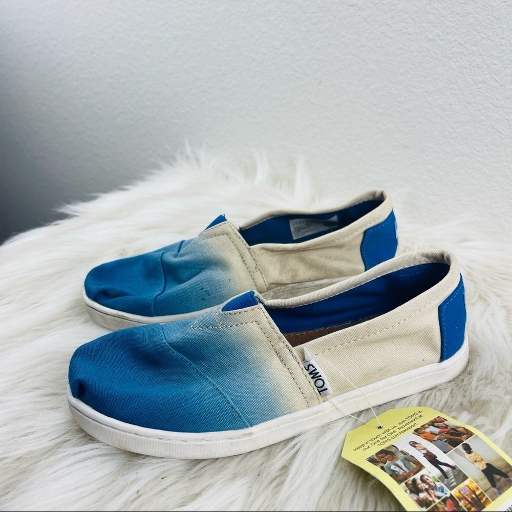 Youth Toms Classic Cobolt Dip Dye Slip On Shoes Size 1 US! - Picture 9 of 10